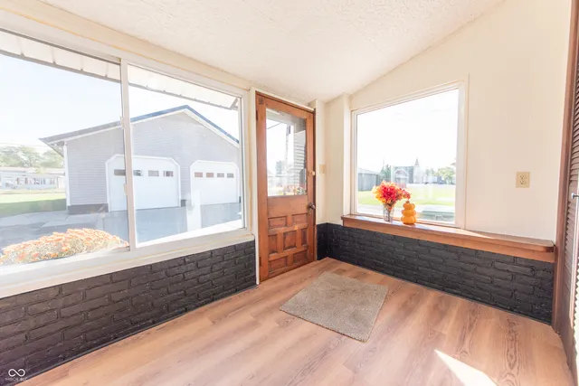 $214,900 | 729 Harrison Street, Hope, IN 47246