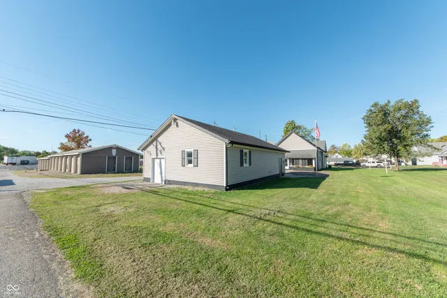 $214,900 | 729 Harrison Street, Hope, IN 47246