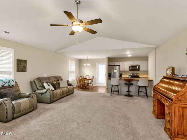 $299,900 | 199 Sandcastle Lane, Four Oaks, NC 27524