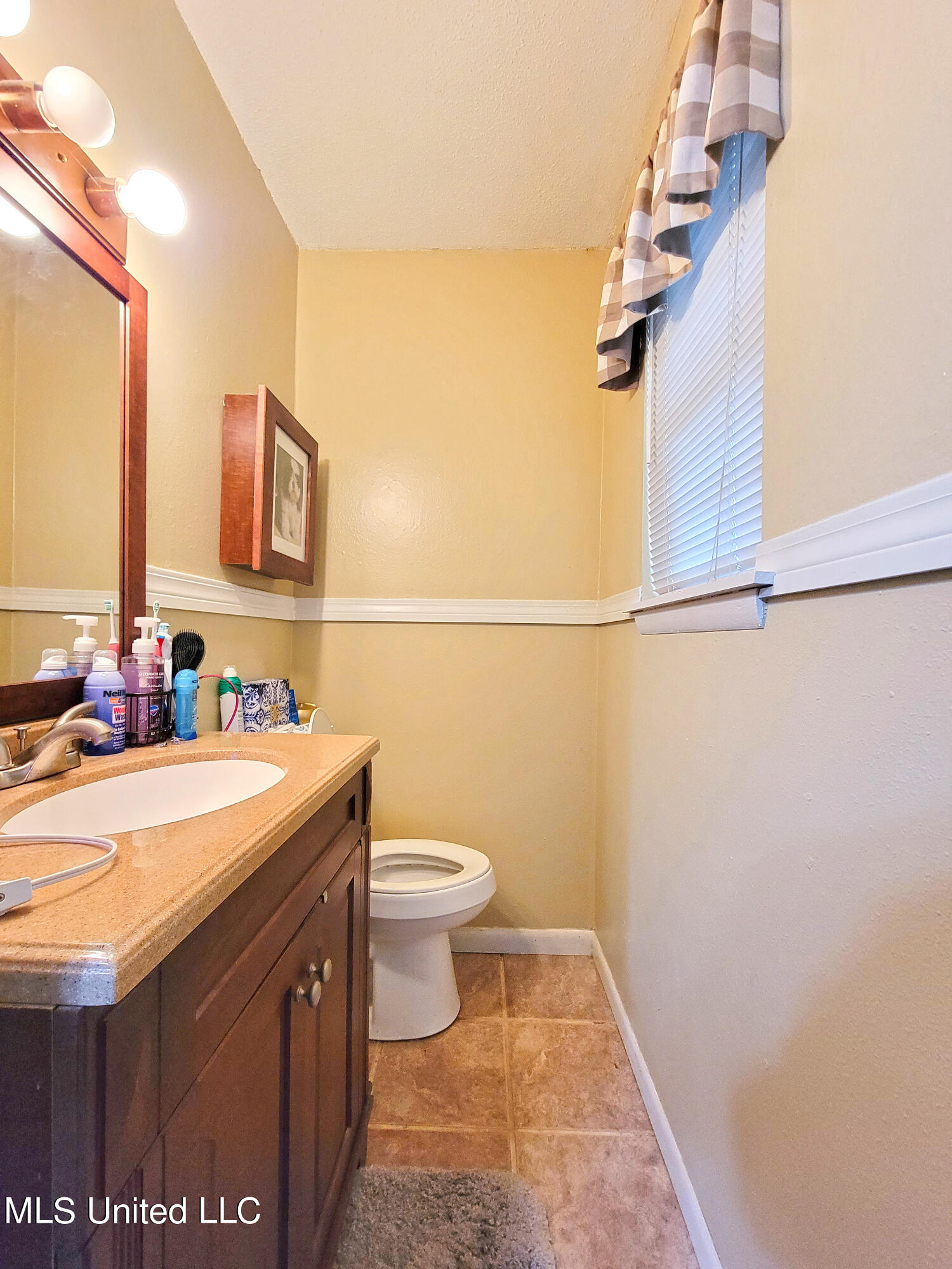 13821 Constitution Road Moss Point, MS 39562 - Photo 23 of 42 20230509_144842