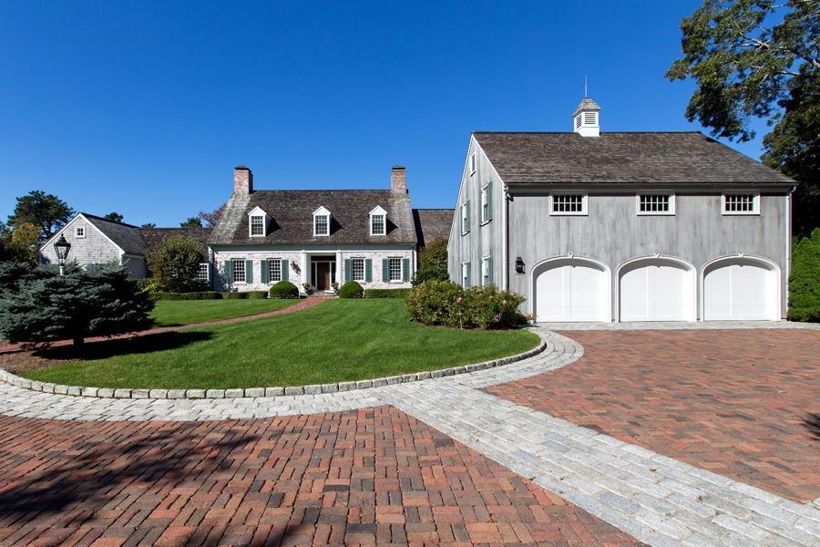 260 North Bay Road Osterville, MA 02655 - Photo 2 of 35 a front view of a house with garden
