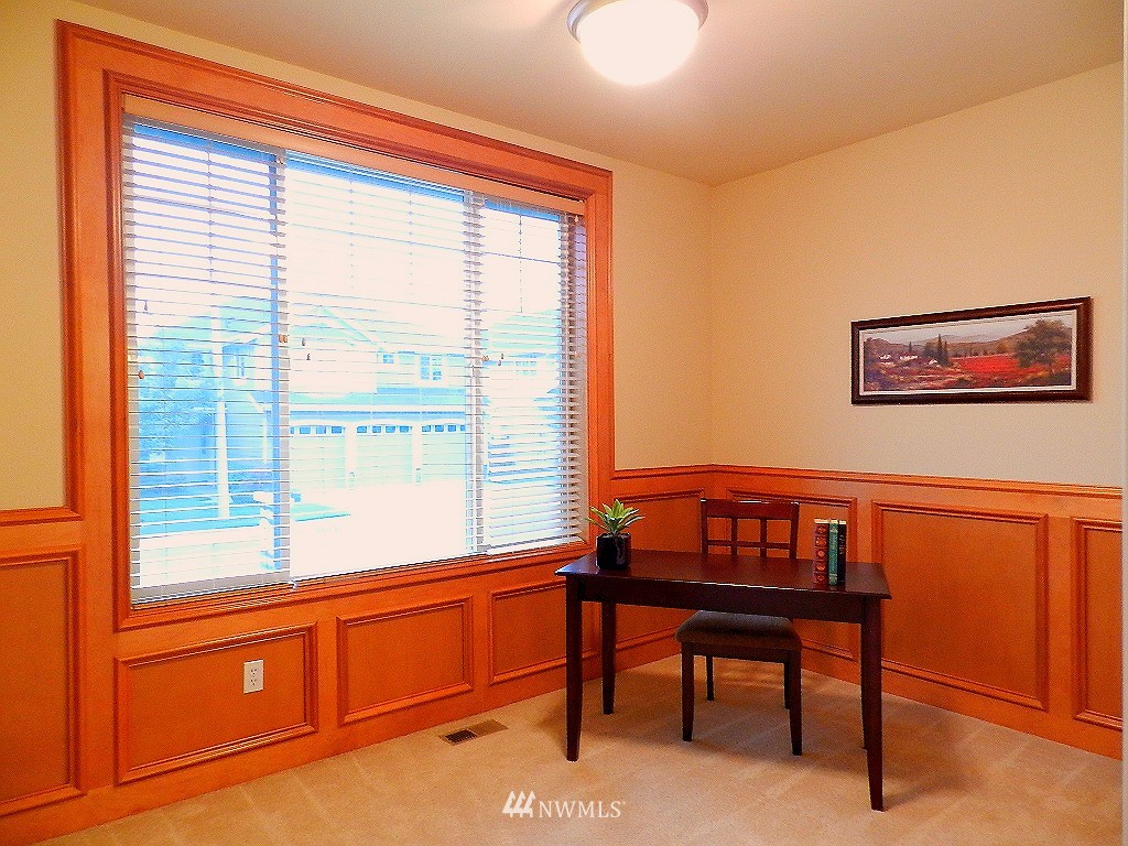18833 35th Drive Southeast Bothell, WA 98012 - Photo 14 of 21 Gallery Image 14