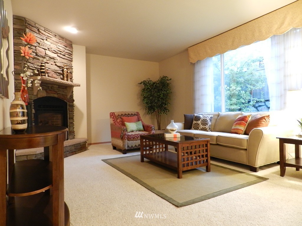 18833 35th Drive Southeast Bothell, WA 98012 - Photo 8 of 21 Gallery Image 8