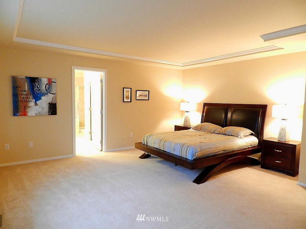 18833 35th Drive Southeast Bothell, WA 98012 - Photo 10 of 21 Gallery Image 10