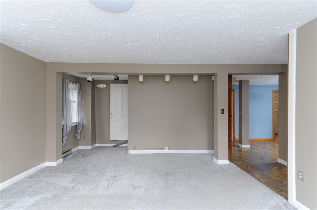 8 Elm Street North Brookfield, MA 01535 - Photo 23 of 37