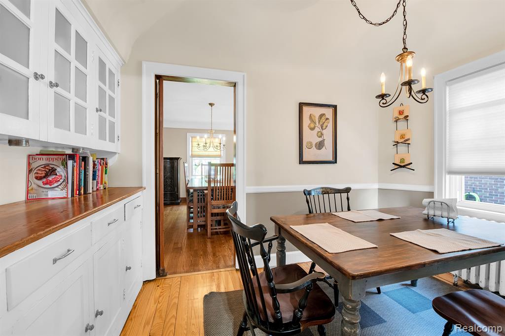 1365 Harvard Road Grosse Pointe Park, MI 48230 - Photo 12 of 44