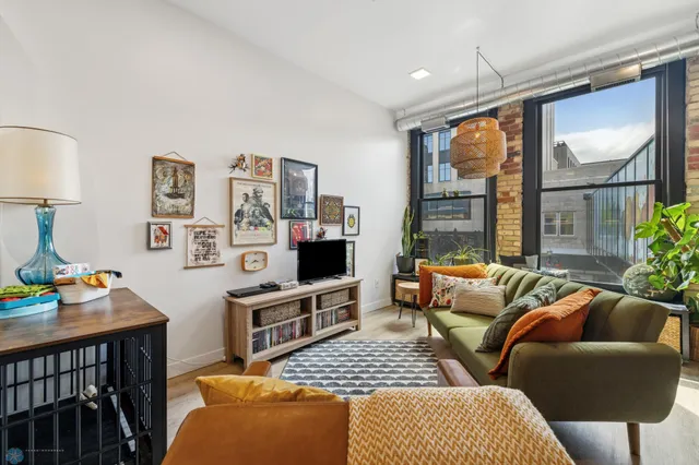 $194,900 | 117 Broadway North, Unit 200, Fargo, ND 58102