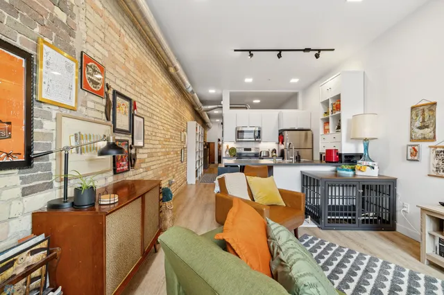 $194,900 | 117 Broadway North, Unit 200, Fargo, ND 58102