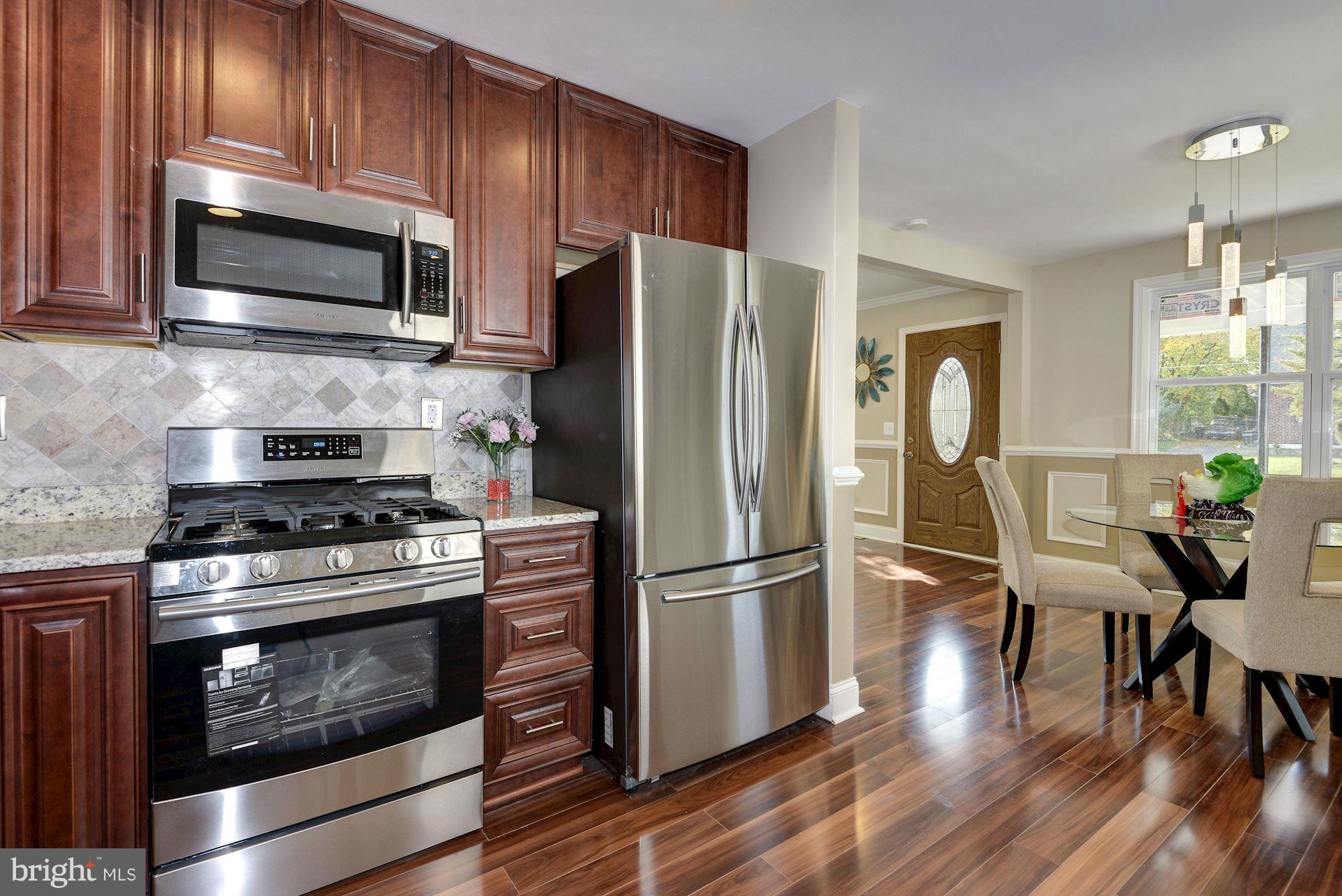 5658 Calyn Road Catonsville, MD 21228 - Photo 3 of 28 Kitchen
