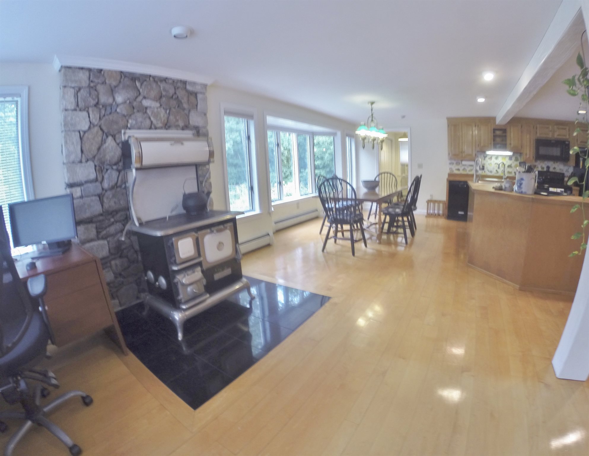 200 Drinkwater Road Hampton Falls, NH 03844 - Photo 9 of 27 Gallery Image 9