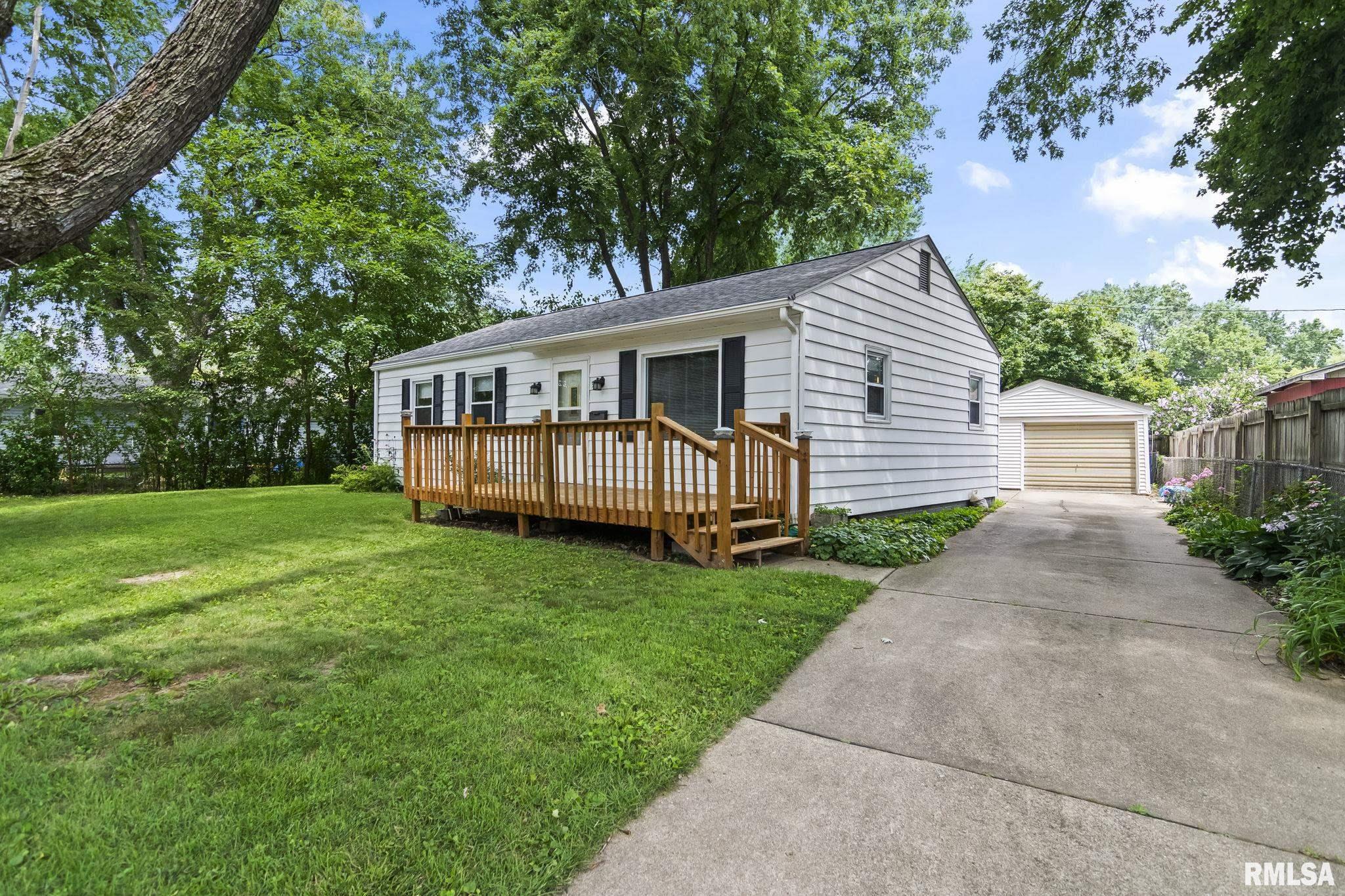 9 Claire Drive Springfield, IL 62702 - Photo 2 of 31