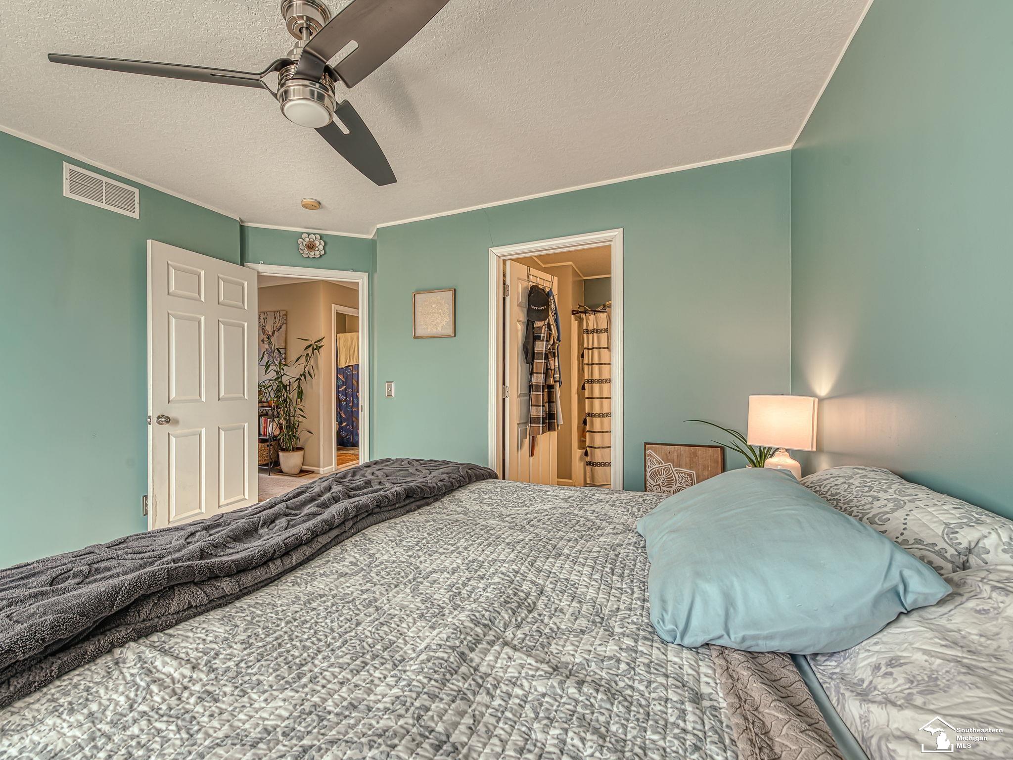 12459 Matthews Street Carleton, MI 48117 - Photo 22 of 35