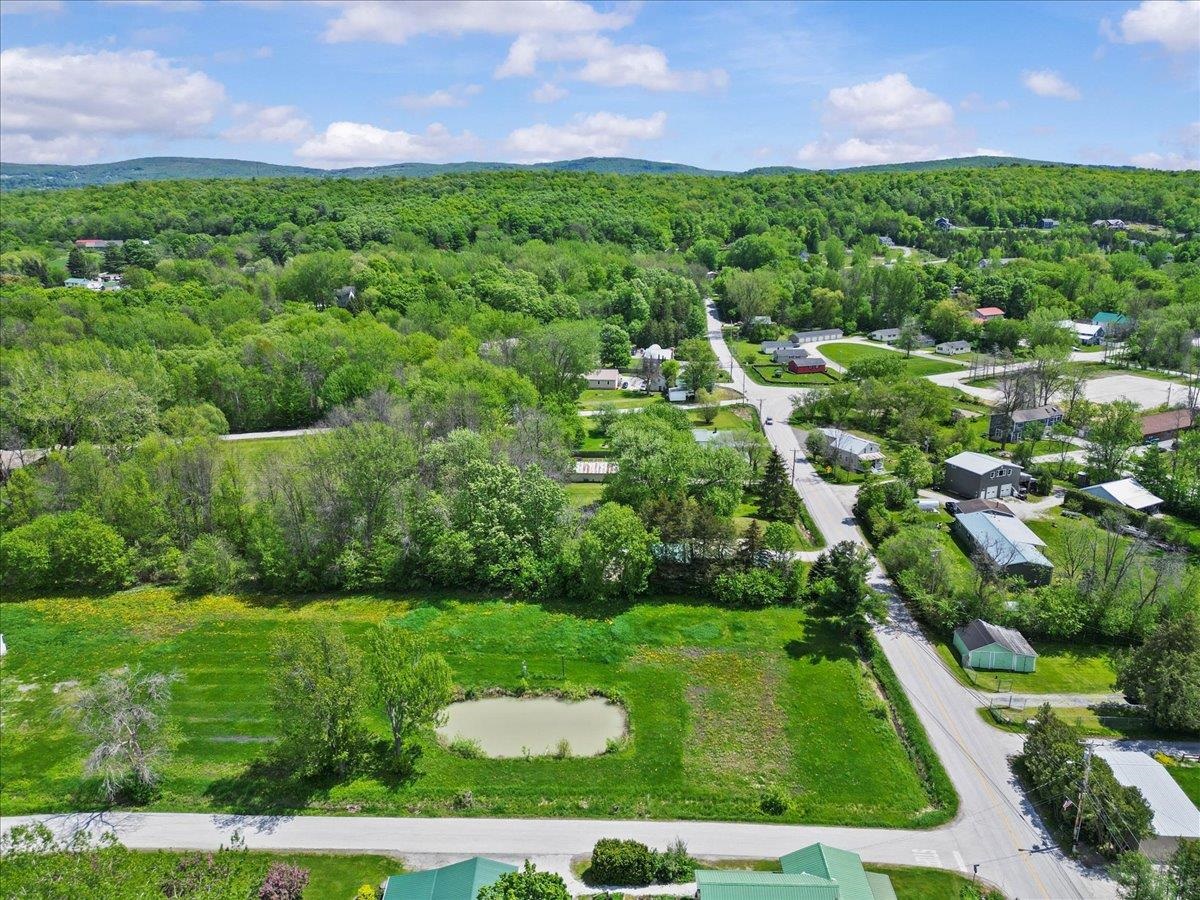 169 Georgia Shore Road St. Albans Town, VT 05478 - Photo 10 of 19