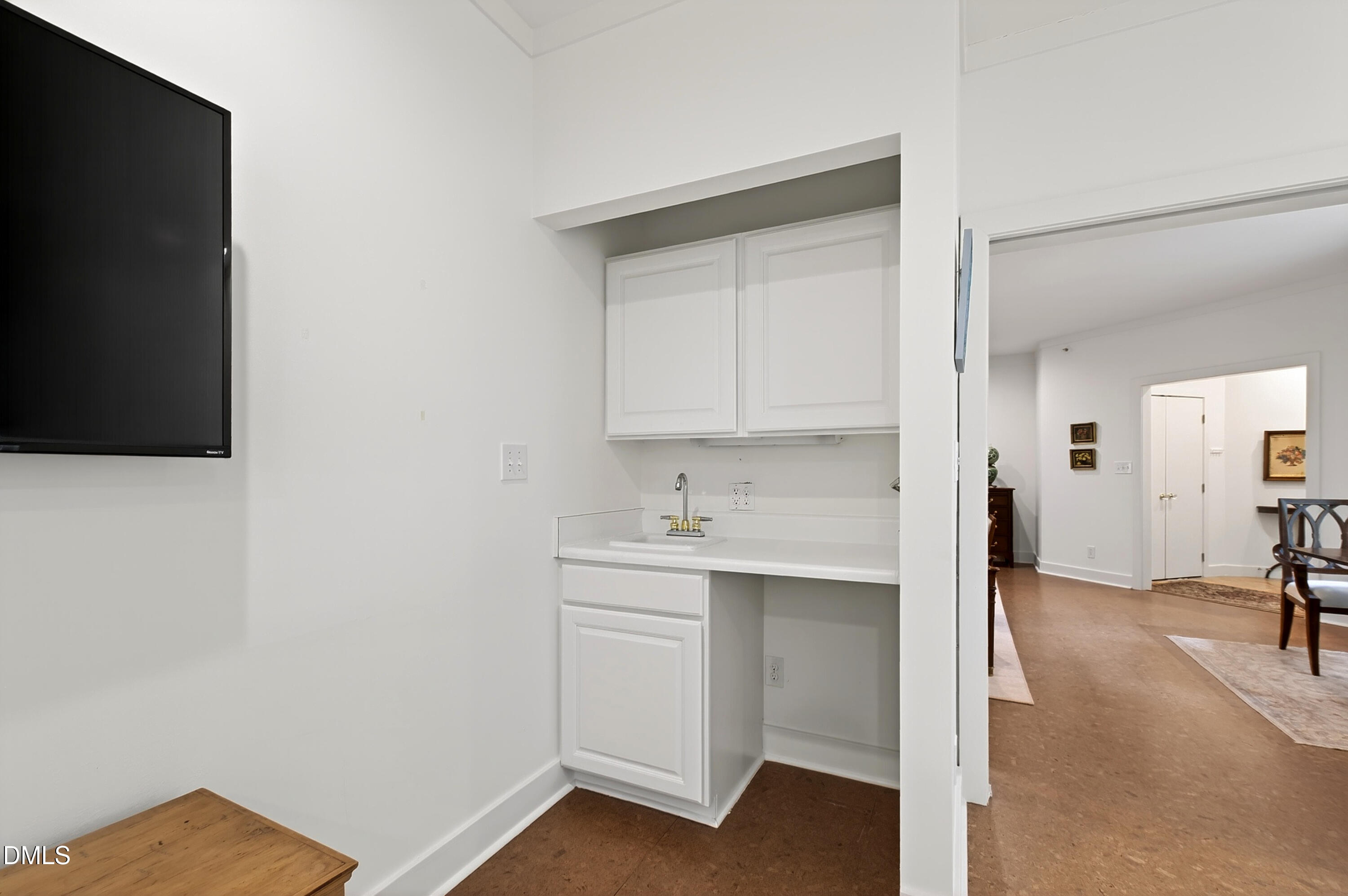 100 Edenburgh Road, Unit 201 Raleigh, NC 27608 - Photo 23 of 62 Edenburgh (23)