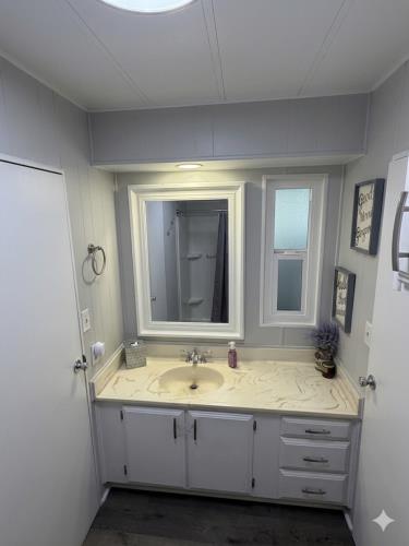 6480 Katherine Road Simi Valley, CA 93065 - Photo 22 of 39