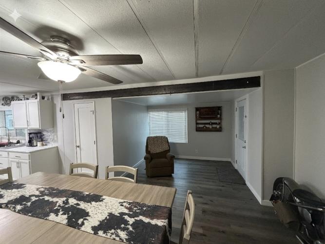 6480 Katherine Road Simi Valley, CA 93065 - Photo 7 of 39