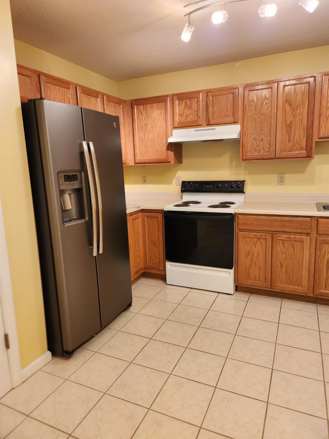 835 Neeb Road, Unit 3 Cincinnati, OH 45233 - Photo 4 of 35 Gallery Image 4