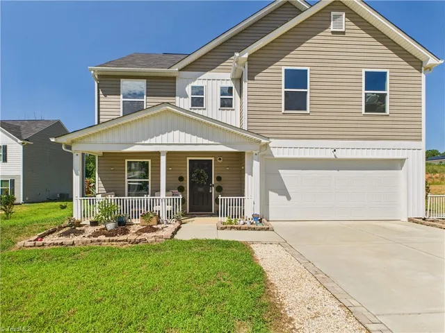 $298,900 | 1531 Robins Nest Drive, Asheboro, NC 27203