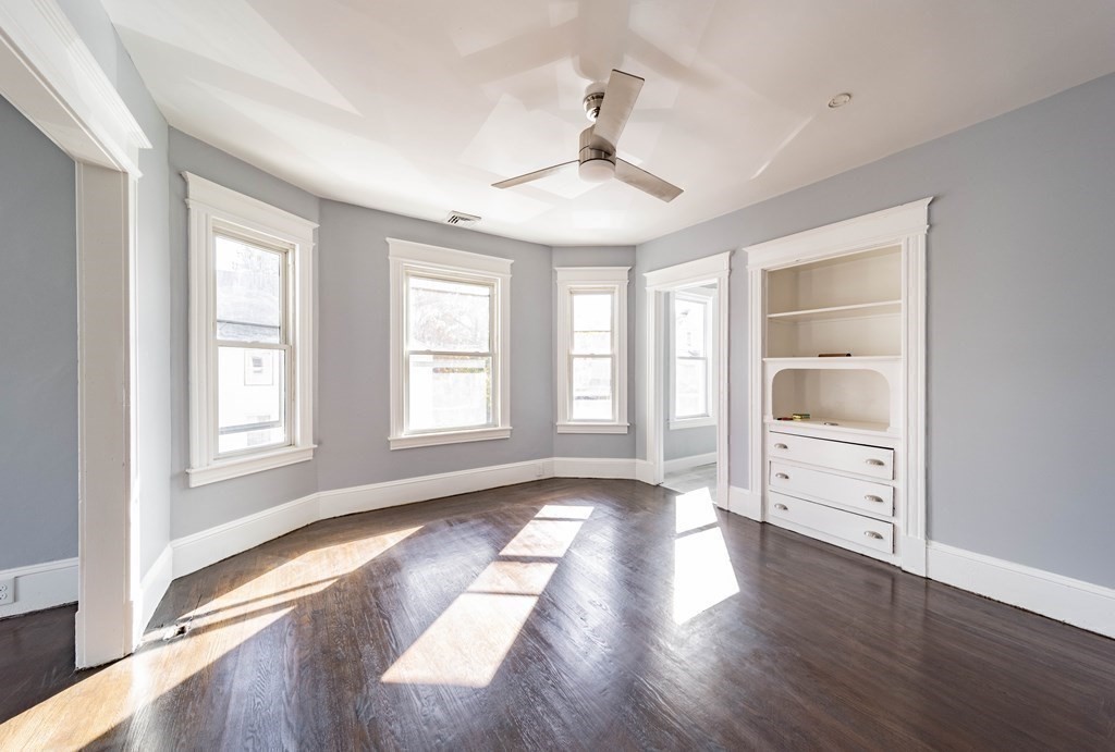 230-232 White Street Springfield, MA 01108 - Photo 20 of 22 Gallery Image 20