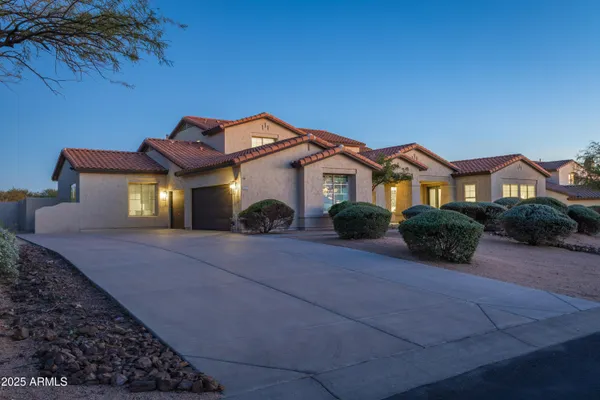$2,263,000 | 27589 North 61st Place, Scottsdale, AZ 85266