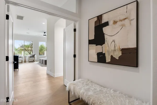$2,263,000 | 27589 North 61st Place, Scottsdale, AZ 85266