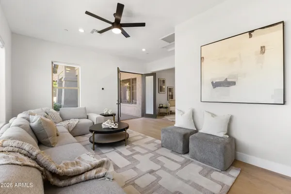 $2,263,000 | 27589 North 61st Place, Scottsdale, AZ 85266