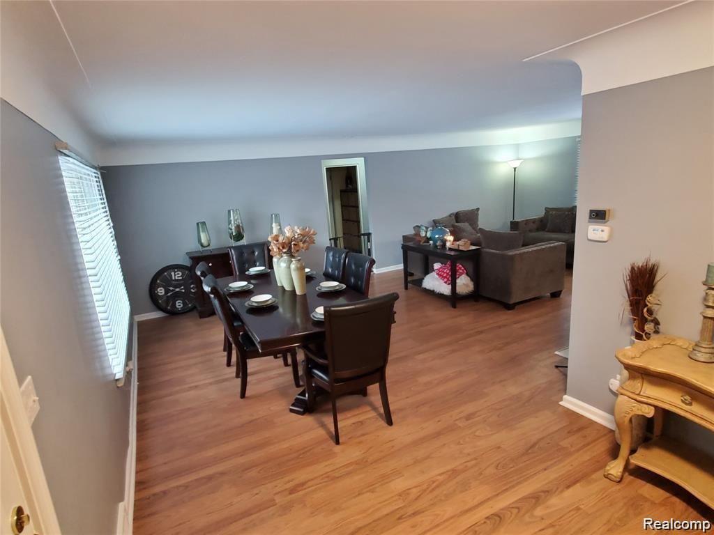1902 Hampden Road Flint, MI 48503 - Photo 9 of 27 GetMedia (8).jpg