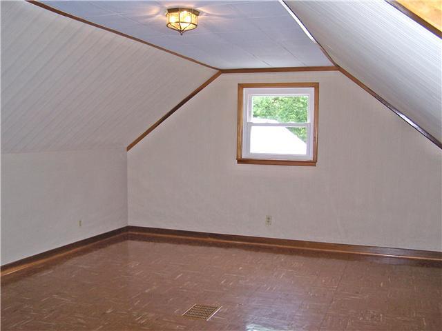 2557 Minerva Lake Road Columbus, OH 43231 - Photo 11 of 18 Gallery Image 11