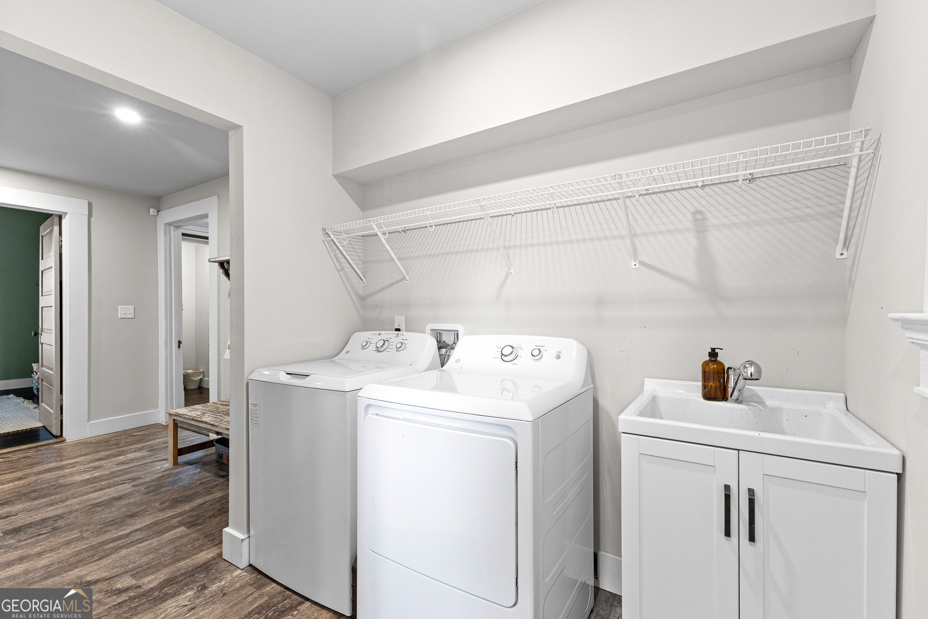 96 Griffin Street Grantville, GA 30220 - Photo 41 of 63 a utility room with dryer and washer