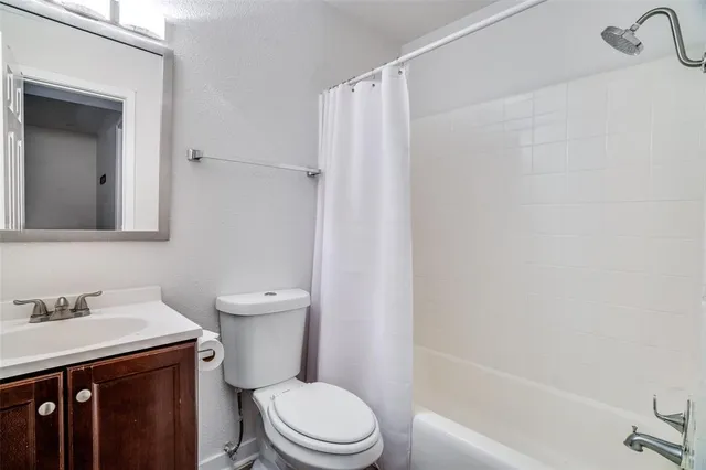 $895 | 4927 San Jacinto Street, Unit 112, Dallas, TX 75206