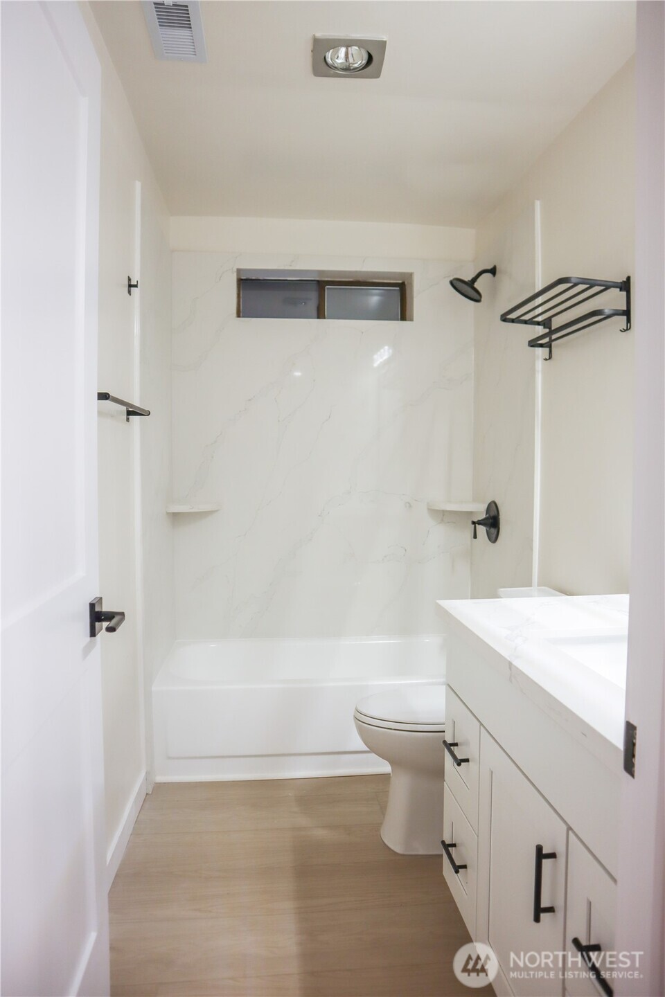 917 North 100th Street Seattle, WA 98103 - Photo 22 of 35