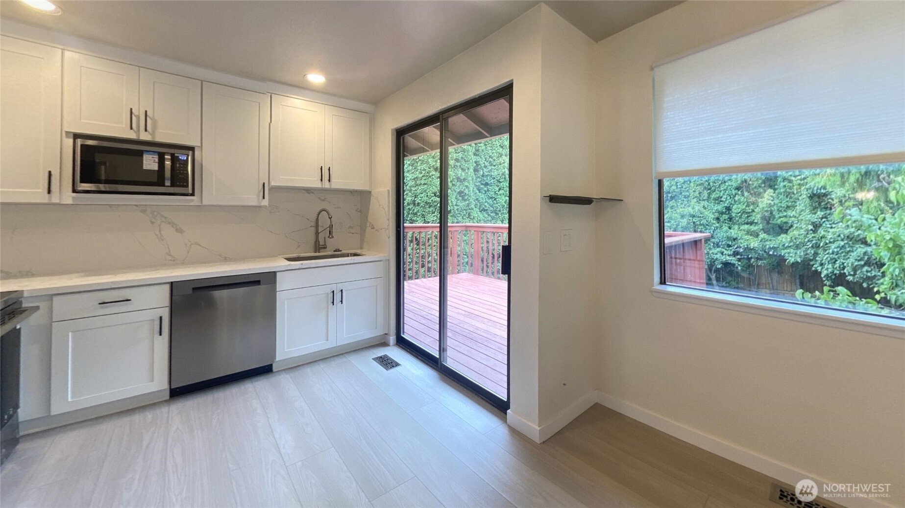 917 North 100th Street Seattle, WA 98103 - Photo 9 of 35