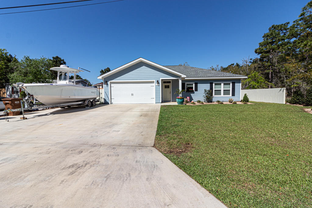 1913 Reagan Road Navarre, FL 32566 - Photo 5 of 43 Gallery Image 5