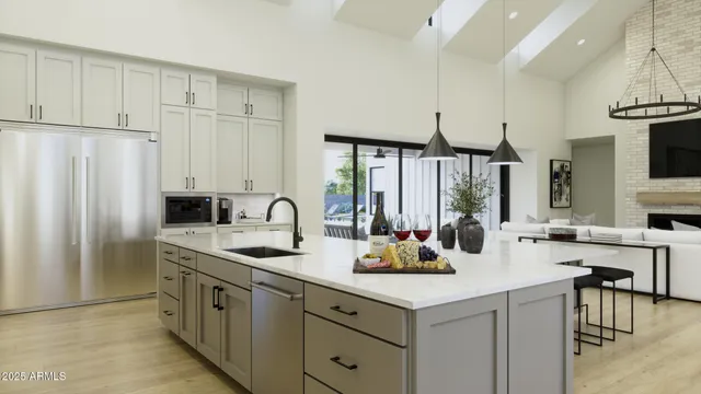 $5,000,000 | 5625 North 45th Street, Phoenix, AZ 85018