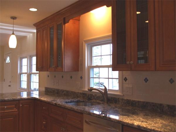 39 Woodland Road Shrewsbury, MA 01545 - Photo 8 of 21 Gallery Image 8
