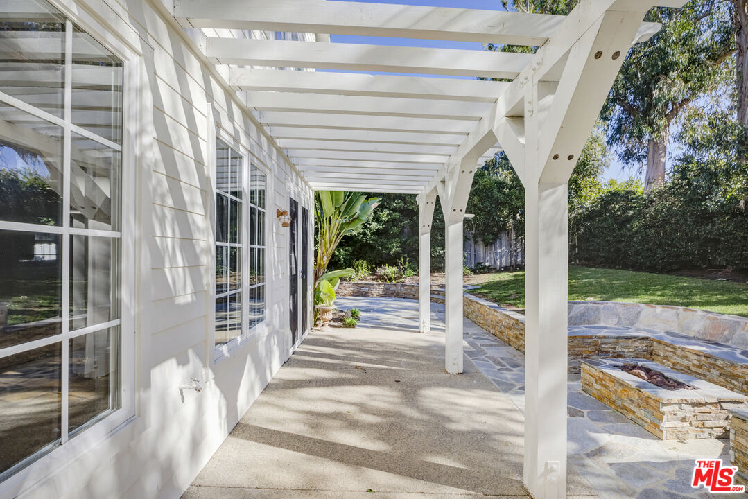 28930 Hampton Place Malibu, CA 90265 - Photo 21 of 55 a view of a porch with garden