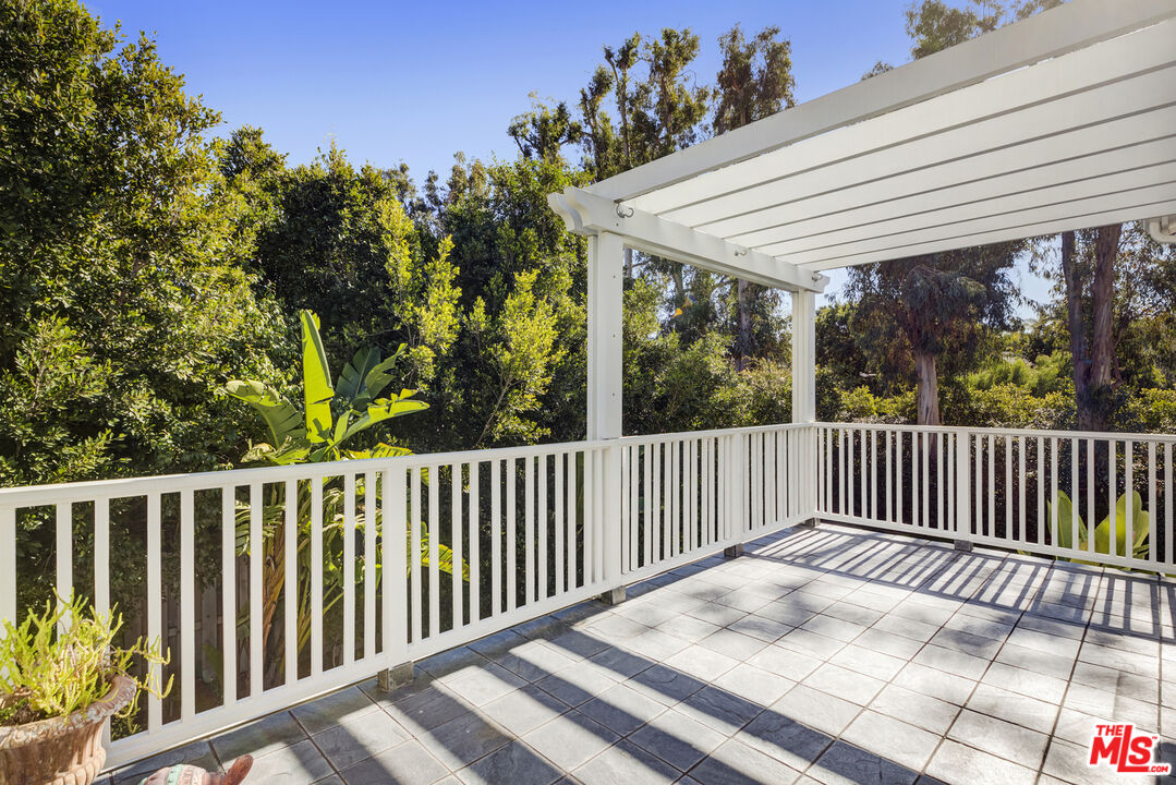 28930 Hampton Place Malibu, CA 90265 - Photo 32 of 55 a view of a wooden roof deck