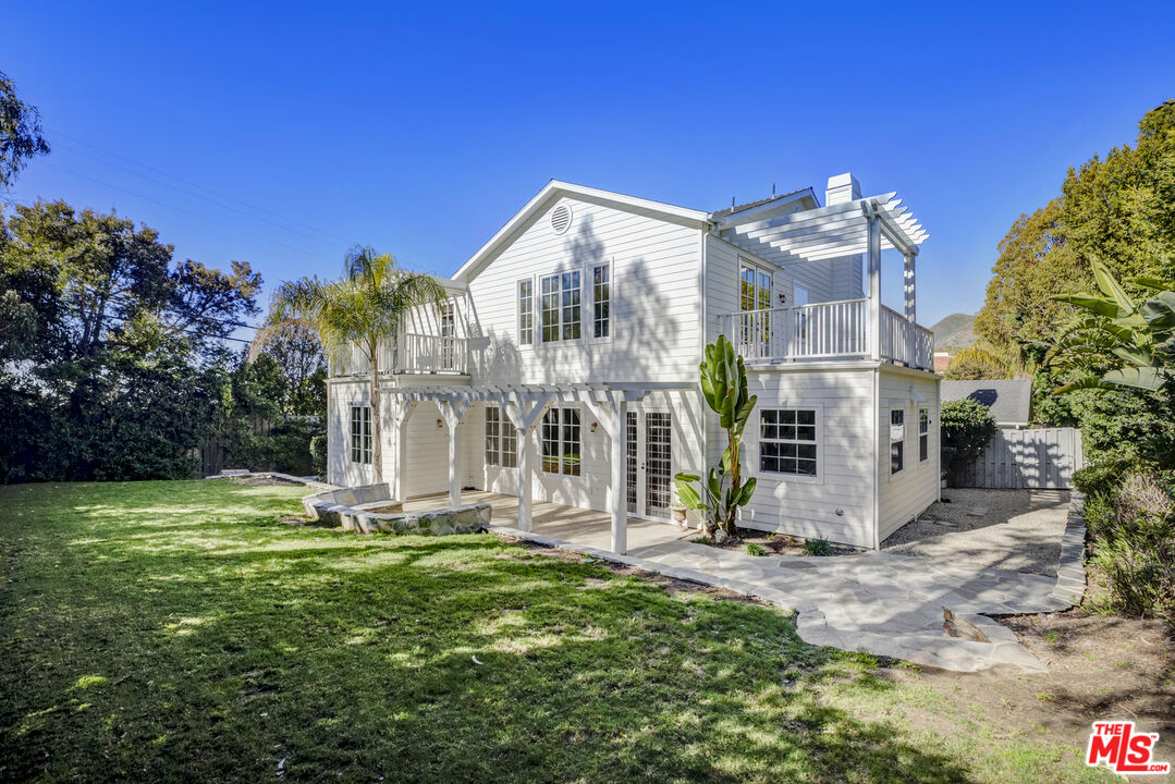 28930 Hampton Place Malibu, CA 90265 - Photo 52 of 55 a view of a house with a yard