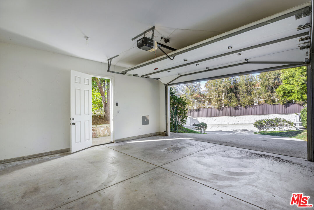 28930 Hampton Place Malibu, CA 90265 - Photo 55 of 55