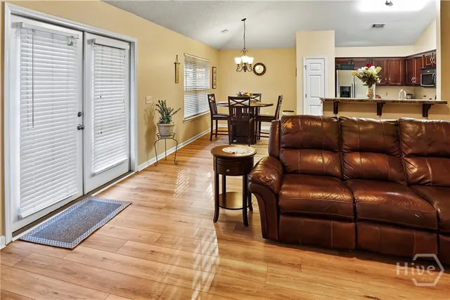 $335,000 | 120 Carlisle Way, Savannah, GA 31419