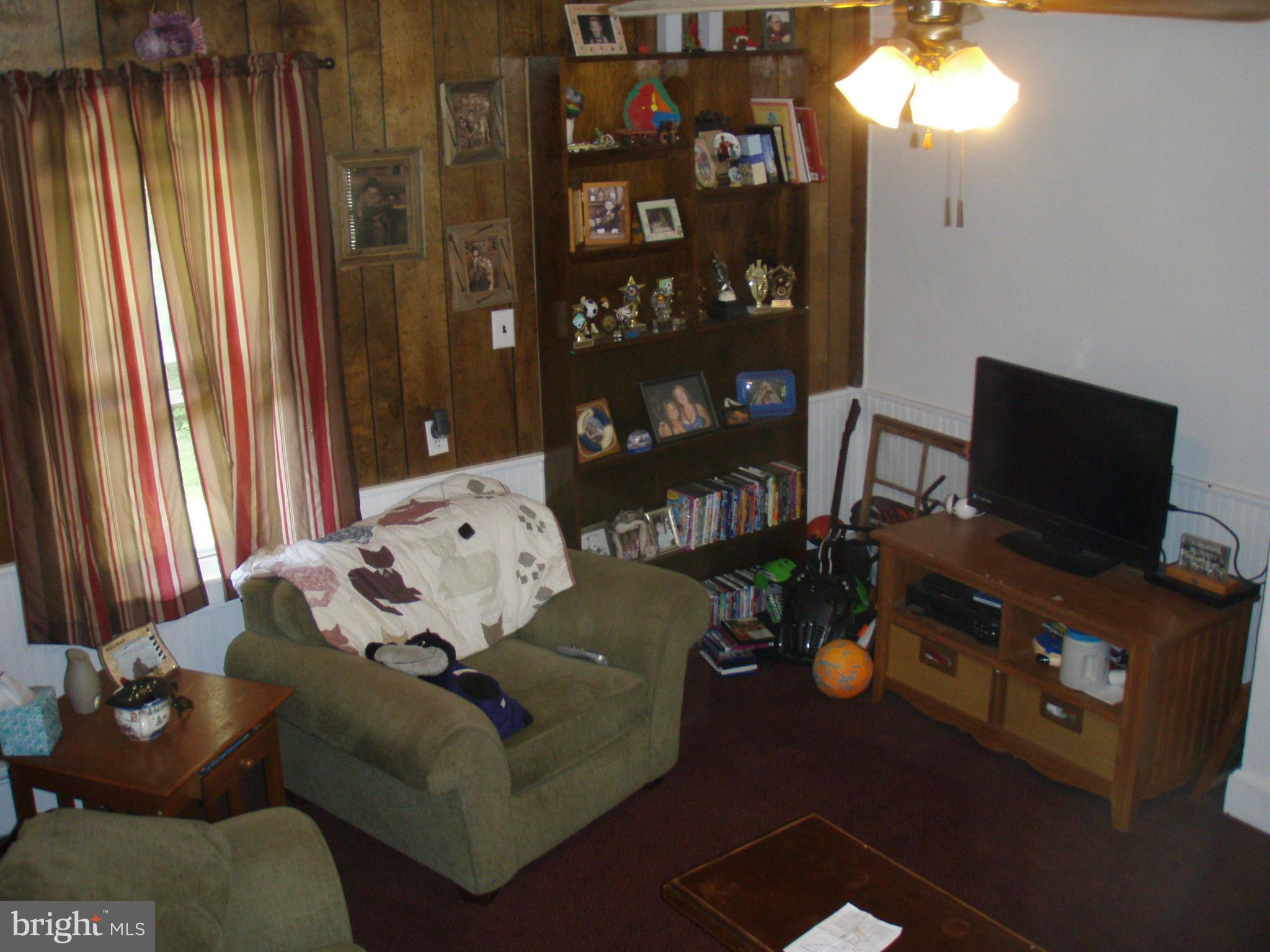 1934 Gillis Road Woodbine, MD 21797 - Photo 4 of 11 Living Room