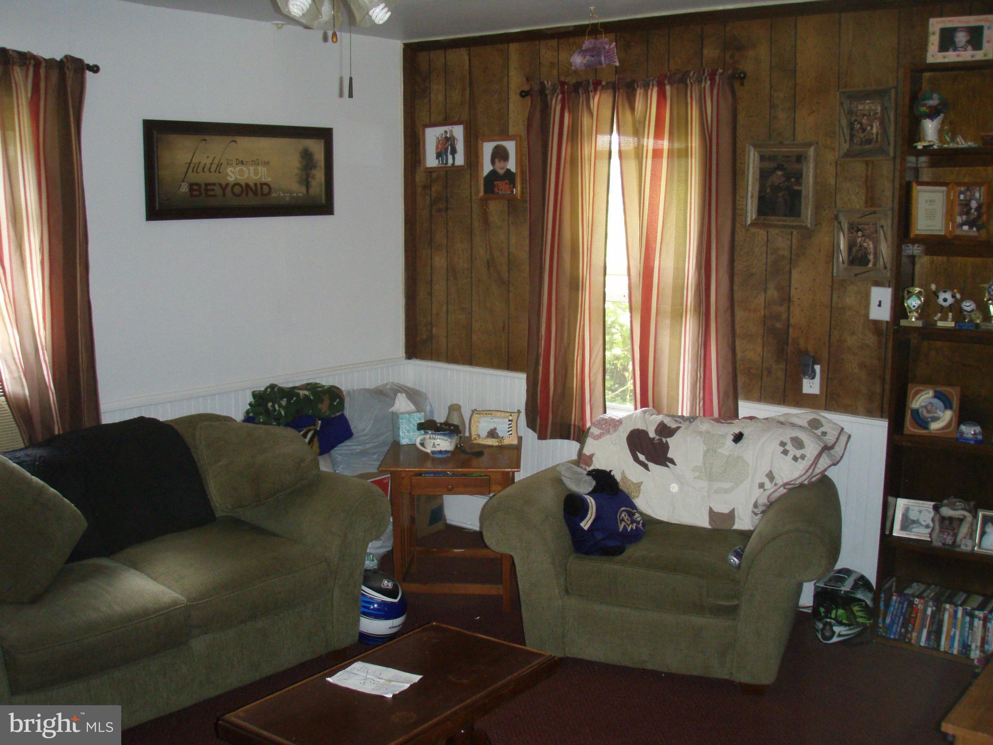 1934 Gillis Road Woodbine, MD 21797 - Photo 9 of 11 Living Room