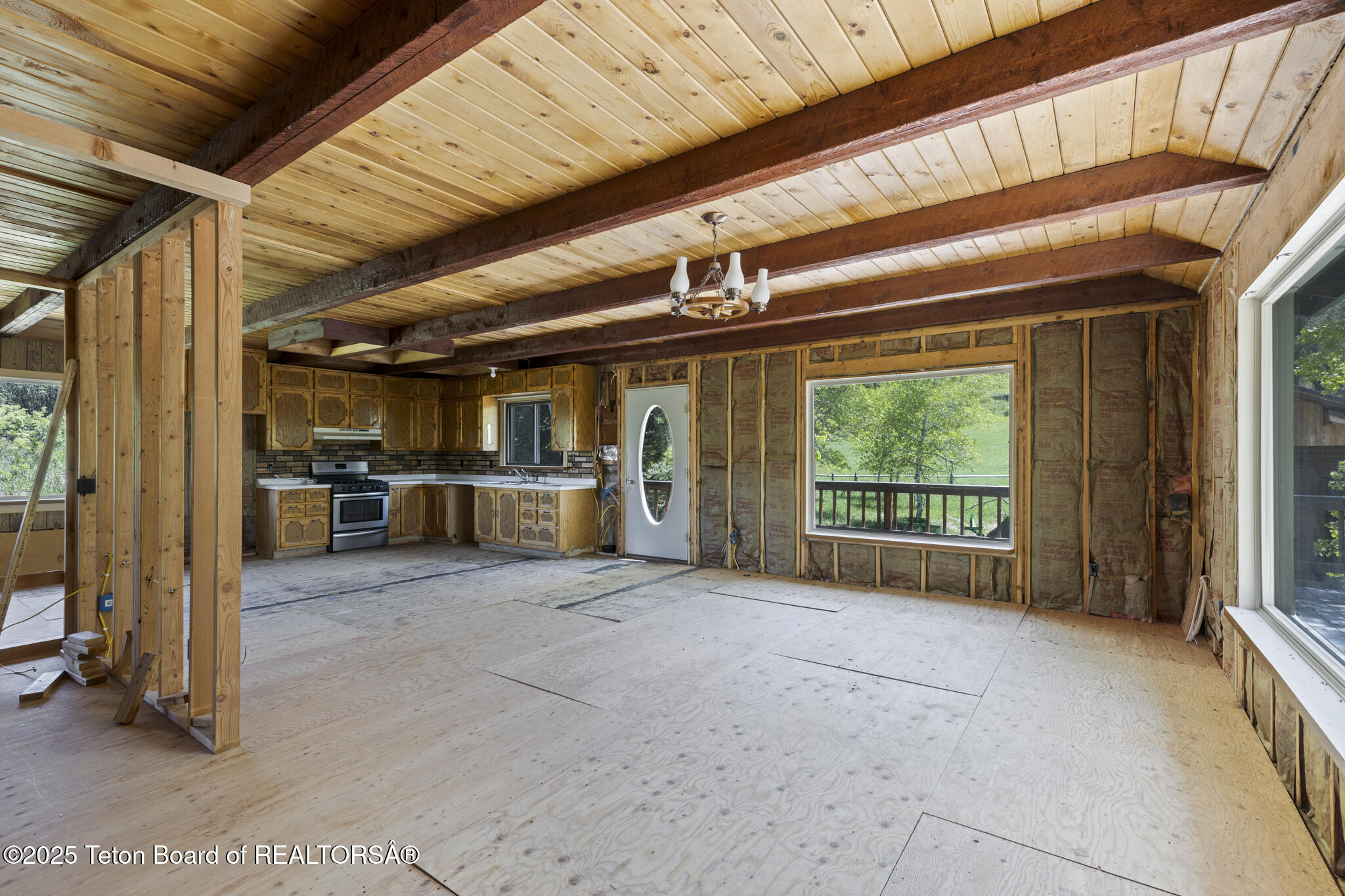 2883 Stewart Trl Road Etna, WY 83118 - Photo 11 of 30 6V2A5406