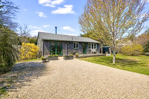 $950,000 | 22 Firehouse Lane, Oak Bluffs, MA 02557