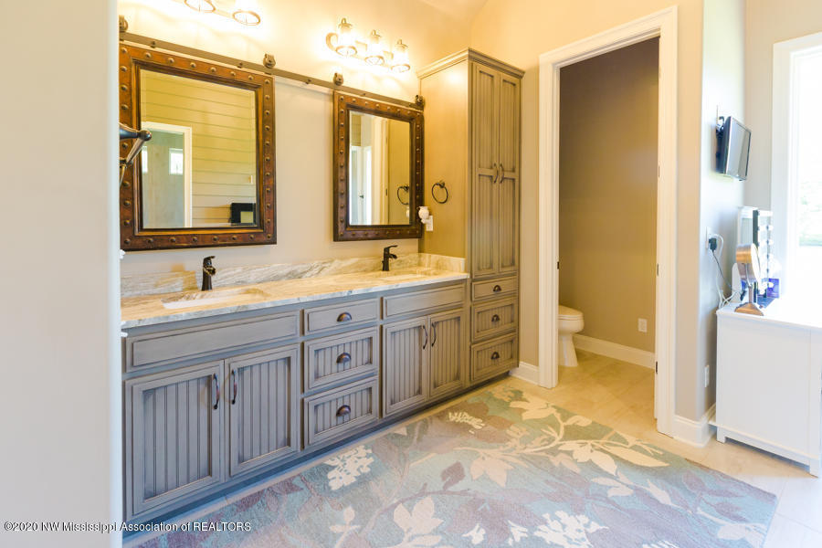1664 Baker Road Lake Cormorant, MS 38641 - Photo 58 of 87 Double sink granite vanity!