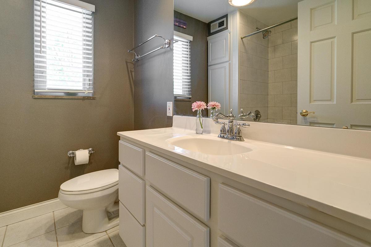 2032 Harwitch Road Columbus, OH 43221 - Photo 18 of 31