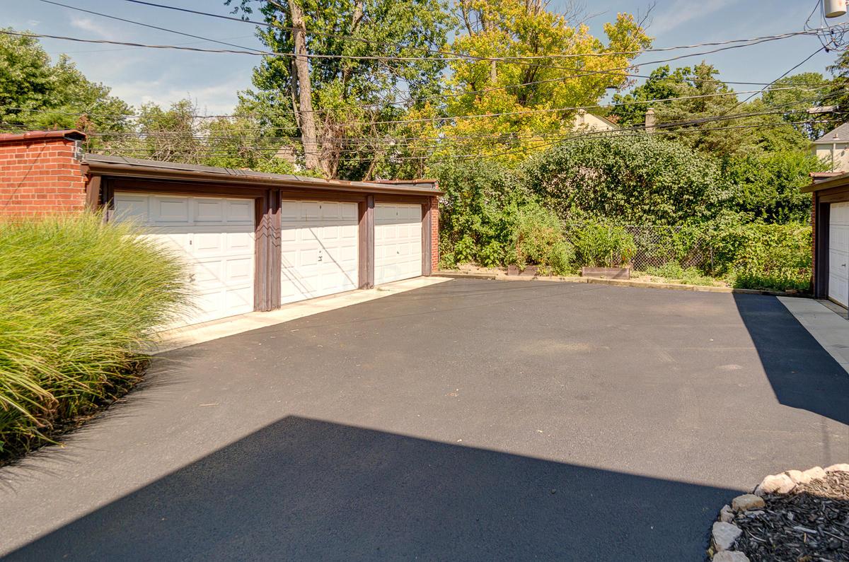 2032 Harwitch Road Columbus, OH 43221 - Photo 26 of 31