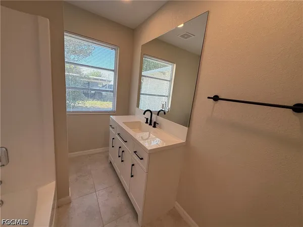 $1,450 | 2228 Virginia Avenue, Fort Myers, FL 33905