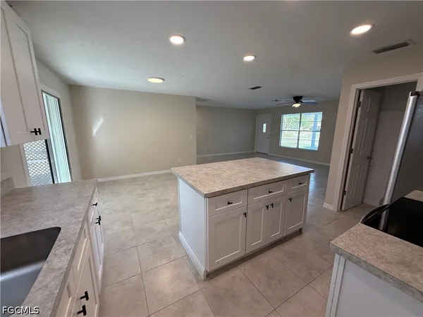 $1,450 | 2228 Virginia Avenue, Fort Myers, FL 33905