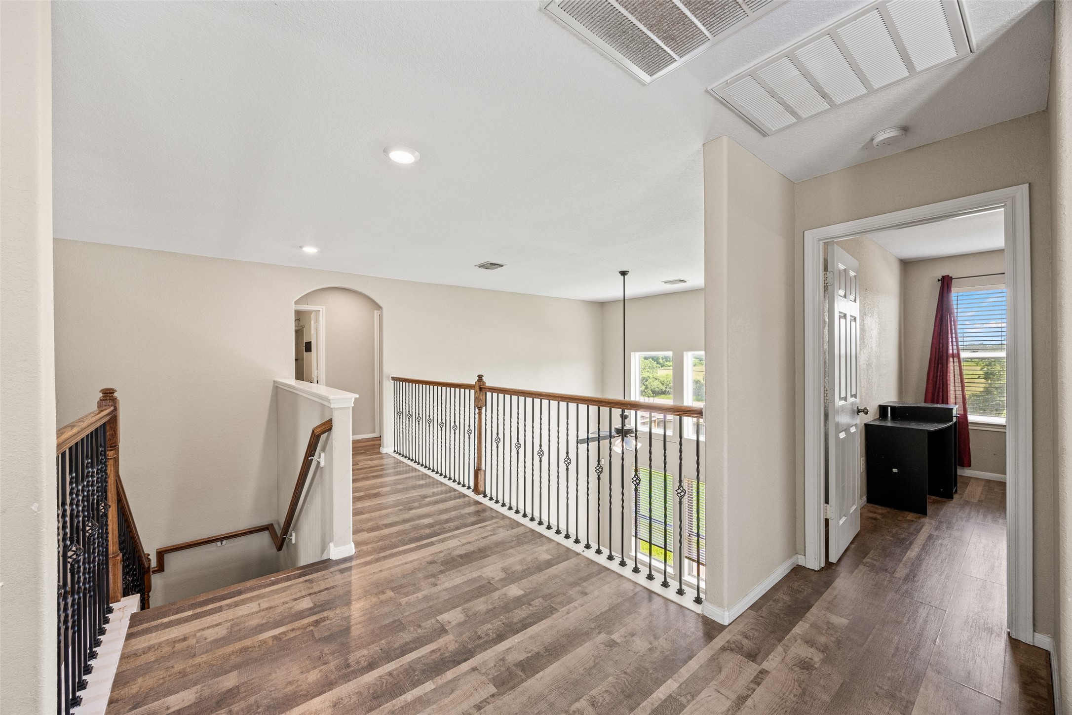 6014 Flagg Ranch Court Spring, TX 77388 - Photo 18 of 23 a view of entryway with wooden floor